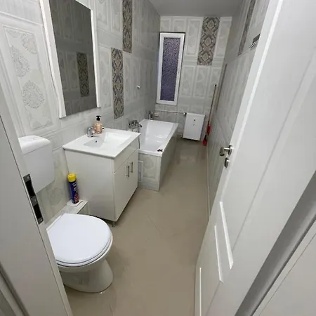 Appartamento Garsoniera Cristina Bucarest Esterno foto